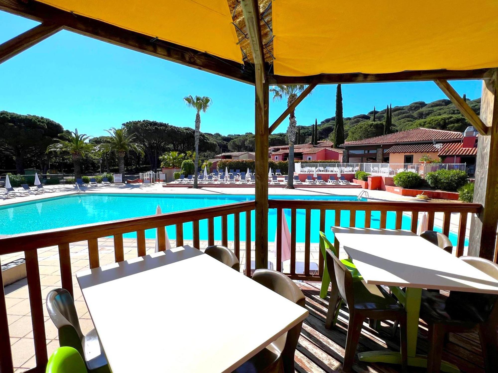 Village Vacances De Ramatuelle - Le Sentier Des Pins ภายนอก รูปภาพ